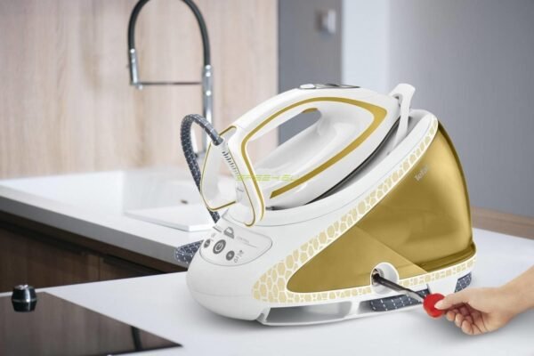 eng_pl_Tefal-Pro-Express-Ultimate-Care-GV9581-steam-ironing-station-260-W-1-9-L-Durilium-Autoclean-soleplate-Gold-White-42605_5 Centrale vapeur TEFAL CENTRALE VAPEUR TEFAL GV9581