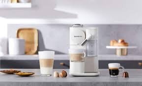 images (16) DELONGHI NESPRESSO LATTISSIMA ONE EN510.W