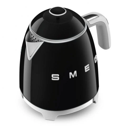 515-smeg-50s-style-hervidor-de-agua-08l-1400w-negro-0b1f6679-8429-4ea0-95ec-ae222c3c210c Bouilloire Smeg KLF04CREU : L’art du thé et du café avec une précision absolue