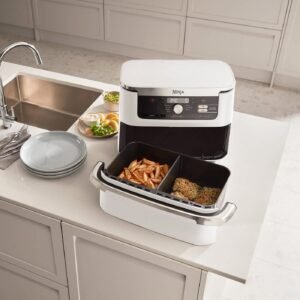 Ninja-AF500EUWH-Overhead-FISH-AND-CHIPS-RT.jpg NINJA Foodi Air Fryer, Dual Zone Avec Séparateur Amovible, Grand Tiroir de 10.4 L