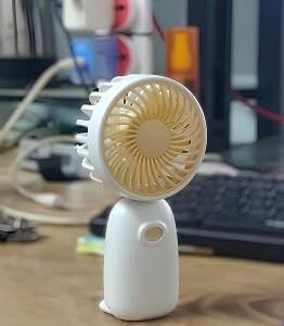 71boy8YEiCL._AC_UF350,350_QL80_ Mini Ventilateur Portable Compact et Ergonomique