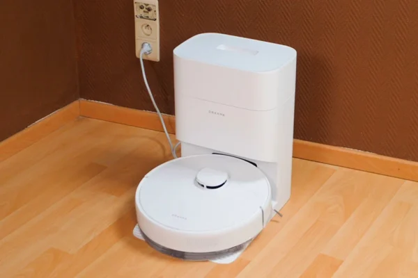 Aspirateur Robot Laveur Dreame D10 Plus Gen2 Blanc