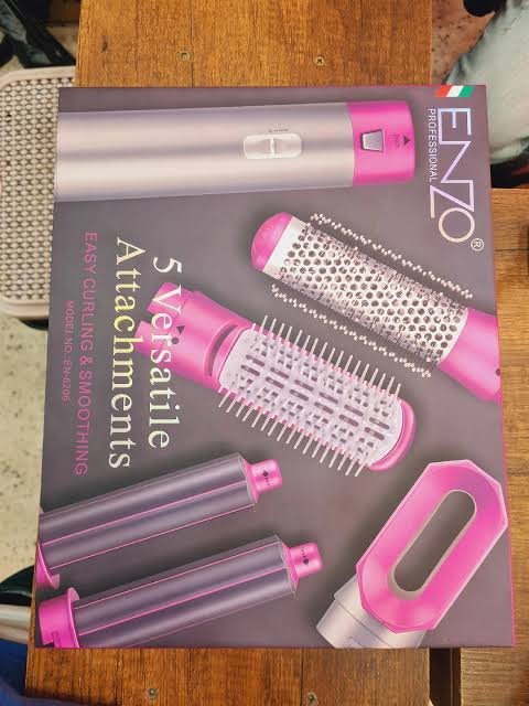 images (16) Images (16)